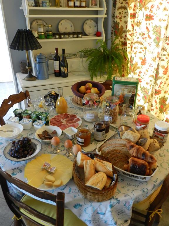 Les Broussous Bed & Breakfast Sauve ภายนอก รูปภาพ